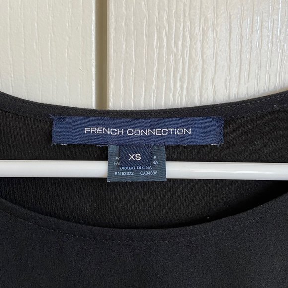 French Connection Black top with lace insets. Size XS - Picture 4 of 4
